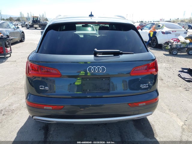 Продажа на аукционе авто 2018 Audi Q5 2.0t Premium/2.0t Tech Premium, vin: WA1ANAFY4J2003377, номер лота: 44698049