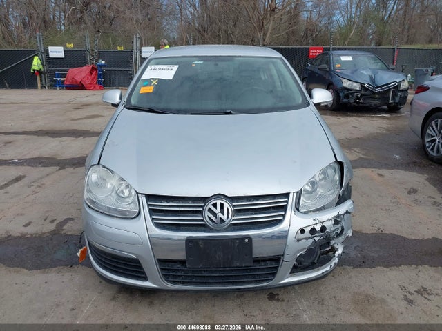 Aukcja sprzedaży 2010 Volkswagen Jetta Limited Edition, vin: 3VWAZ7AJ4AM120017, numer aukcji: 44698088