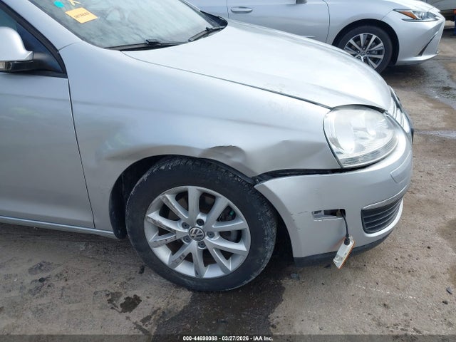 Aukcja sprzedaży 2010 Volkswagen Jetta Limited Edition, vin: 3VWAZ7AJ4AM120017, numer aukcji: 44698088