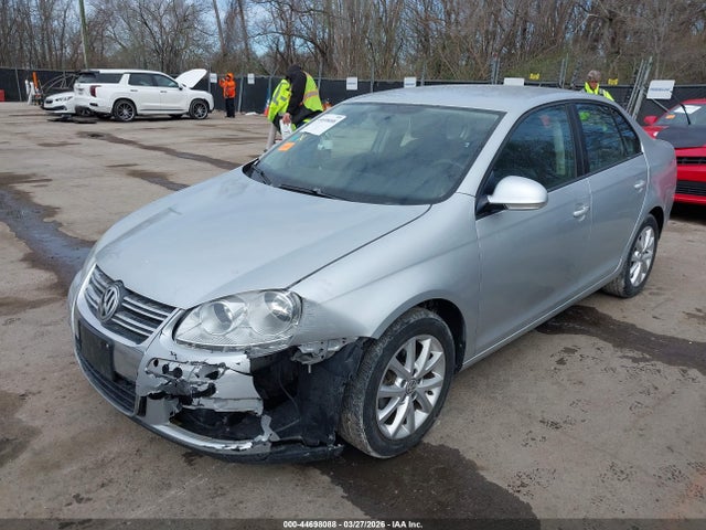Aukcja sprzedaży 2010 Volkswagen Jetta Limited Edition, vin: 3VWAZ7AJ4AM120017, numer aukcji: 44698088