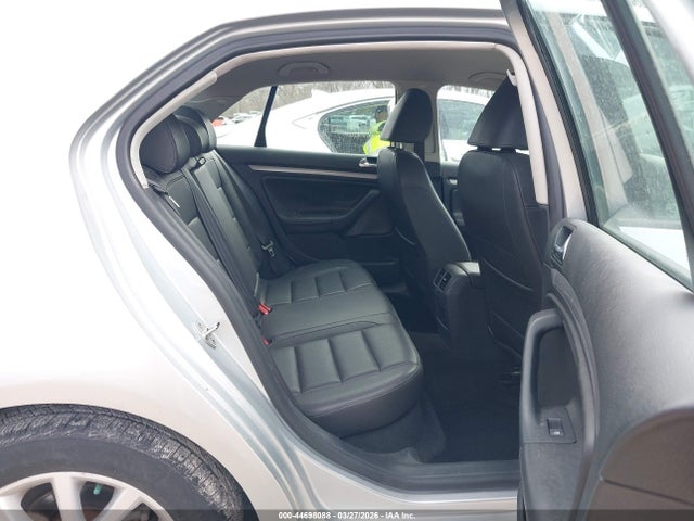Aukcja sprzedaży 2010 Volkswagen Jetta Limited Edition, vin: 3VWAZ7AJ4AM120017, numer aukcji: 44698088