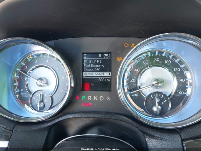 2011 Chrysler 300c მანქანა იყიდება აუქციონზე, vin: 2C3CA6CT0BH560669, აუქციონის ნომერი: 44698111