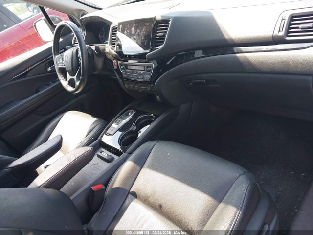 Продажа на аукционе авто 2022 Honda Pilot Awd Touring 8 Passenger, vin: 5FNYF6H92NB001618, номер лота: 44698113