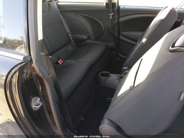 2011 MINI COOPER WMWSU3C54BT182158 Photo 7