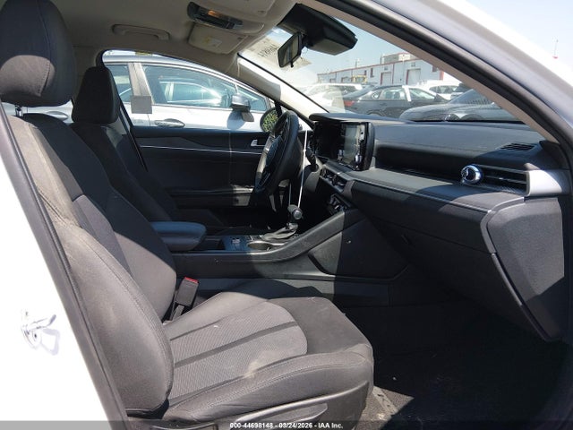 5XXG14J21NG160719 KIA K5 LXS