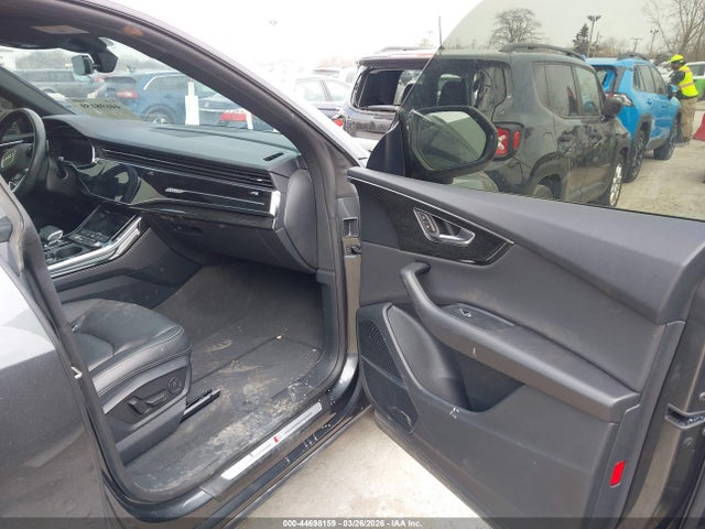 Продаж на аукціоні авто 2020 Audi Q8 Premium Plus 55 Tfsi Quattro Tiptronic, vin: WA1EVAF11LD001789, номер лоту: 44698159