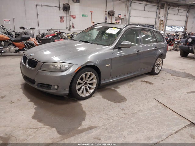 2010 Bmw 328i Xdrive მანქანა იყიდება აუქციონზე, vin: WBAUU3C54AA540734, აუქციონის ნომერი: 44698232
