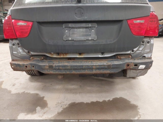 2010 Bmw 328i Xdrive მანქანა იყიდება აუქციონზე, vin: WBAUU3C54AA540734, აუქციონის ნომერი: 44698232