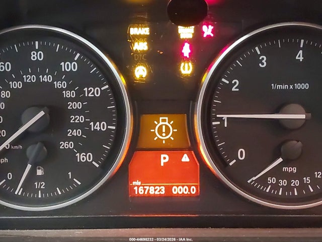 2010 Bmw 328i Xdrive მანქანა იყიდება აუქციონზე, vin: WBAUU3C54AA540734, აუქციონის ნომერი: 44698232