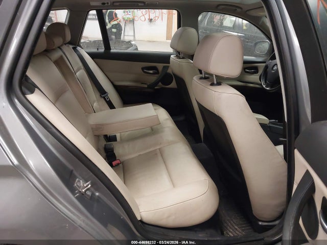 2010 Bmw 328i Xdrive მანქანა იყიდება აუქციონზე, vin: WBAUU3C54AA540734, აუქციონის ნომერი: 44698232