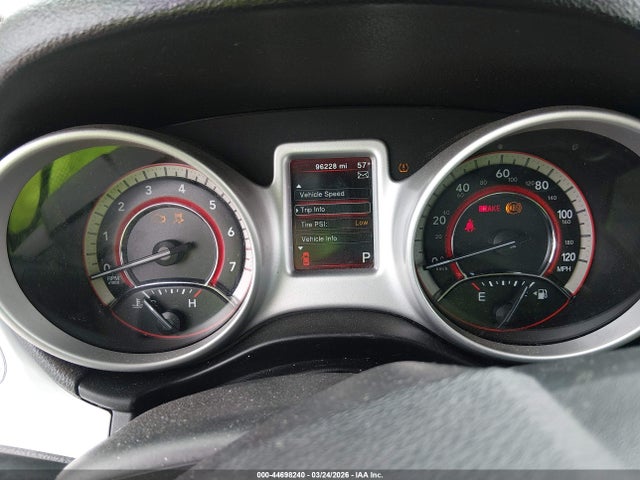 3C4PDCBB0KT820927 Dodge JOURNEY SE