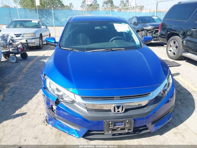 Honda Civic Lx 2018 2HGFC2F53JH604690 Image 12