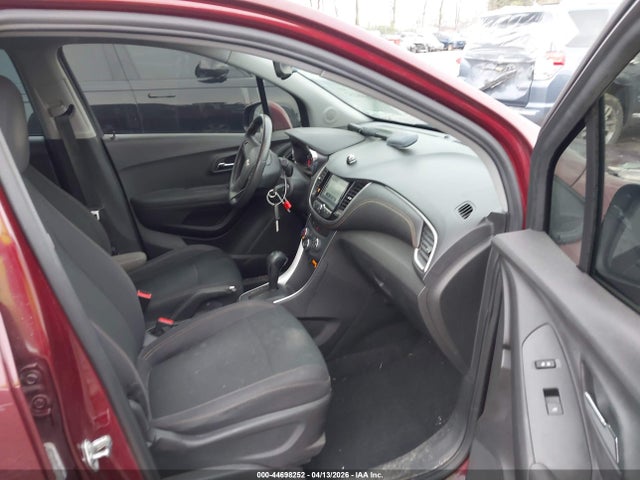 2017 Chevrolet Trax Ls მანქანა იყიდება აუქციონზე, vin: 3GNCJNSB6HL103399, აუქციონის ნომერი: 44698252
