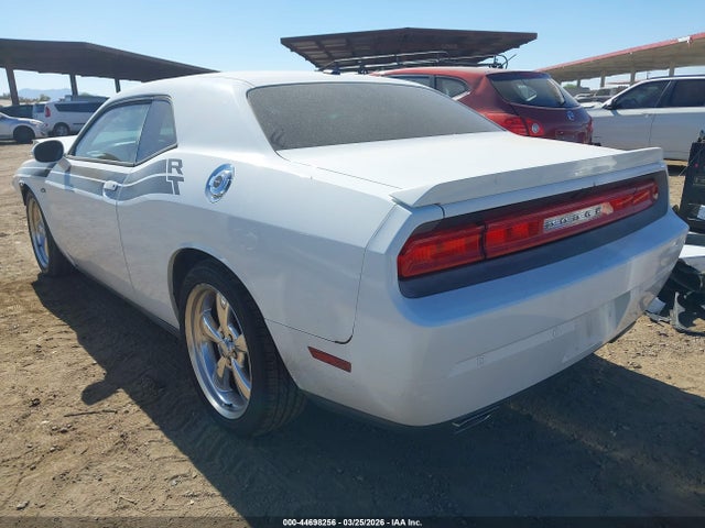 2013 DODGE CHALLENGER 2C3CDYBT6DH515940 Photo 2