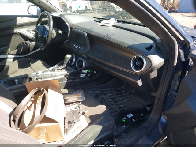 2016 CHEVROLET CAMARO 1G1FB1RS4G0142899 Photo 4