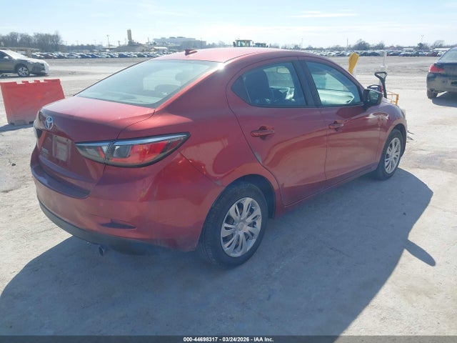 2019 TOYOTA YARIS 3MYDLBYV1KY509755 Photo 3