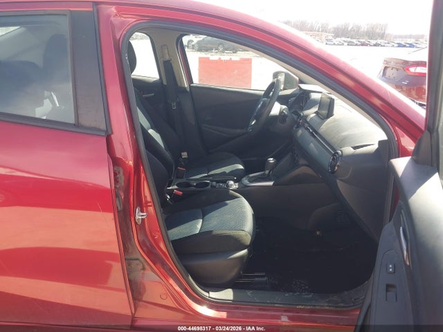 2019 TOYOTA YARIS 3MYDLBYV1KY509755 Photo 4