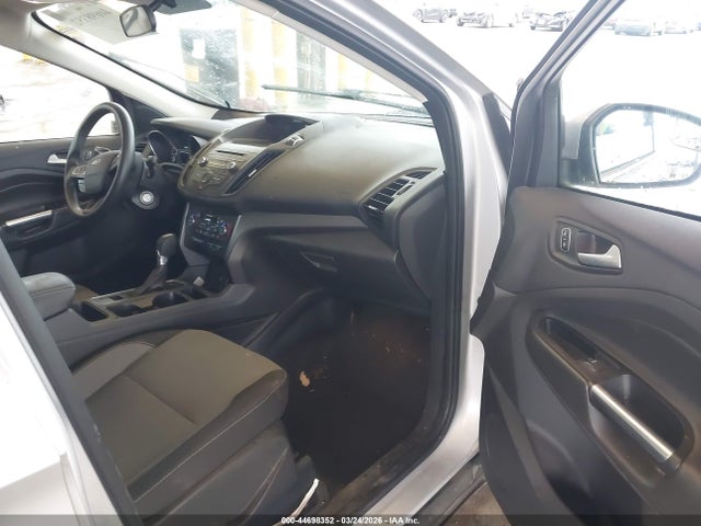 1FMCU9G98HUE75230 Ford ESCAPE SE