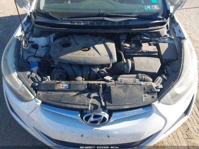 Продажа на аукционе авто 2016 Hyundai Elantra Se, vin: 5NPDH4AE9GH718400, номер лота: 44698371