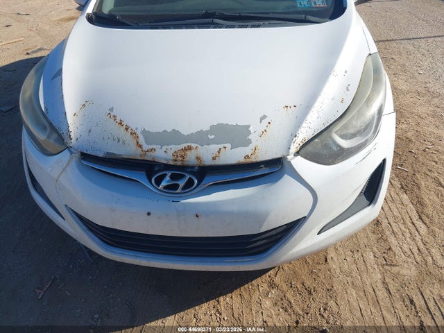 Продажа на аукционе авто 2016 Hyundai Elantra Se, vin: 5NPDH4AE9GH718400, номер лота: 44698371