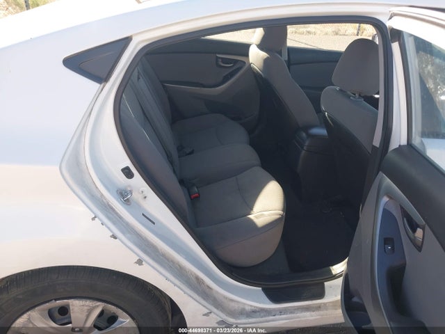 Продажа на аукционе авто 2016 Hyundai Elantra Se, vin: 5NPDH4AE9GH718400, номер лота: 44698371