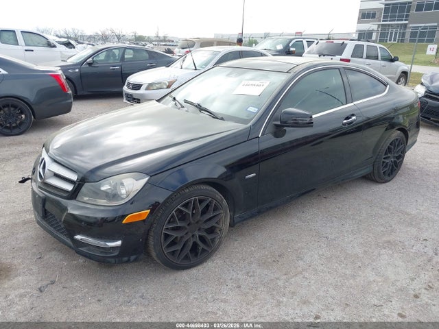 Продаж на аукціоні авто 2012 Mercedes-benz C 250, vin: WDDGJ4HB5CF811664, номер лоту: 44698403