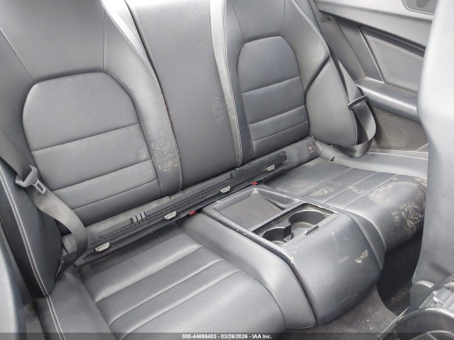 Продаж на аукціоні авто 2012 Mercedes-benz C 250, vin: WDDGJ4HB5CF811664, номер лоту: 44698403