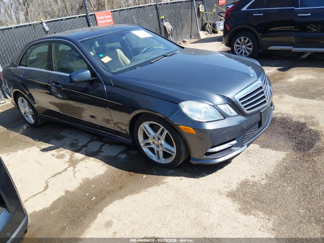 2013 MERCEDES-BENZ E 350 WDDHF8JBXDA700789