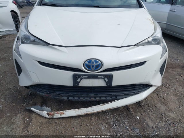 JTDKBRFU6H3033063 Toyota Prius Two