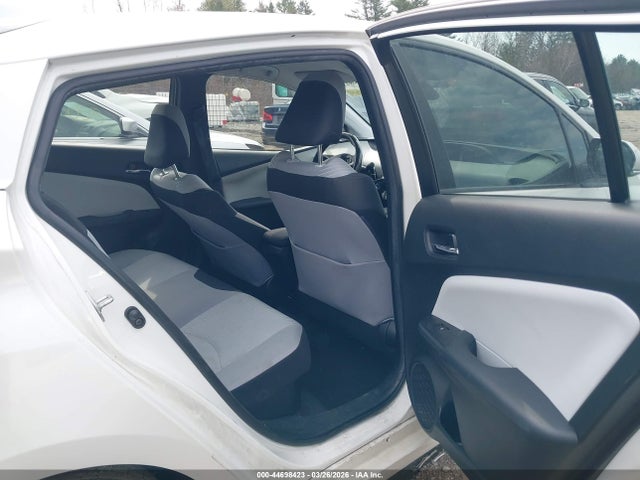 JTDKBRFU6H3033063 Toyota Prius Two