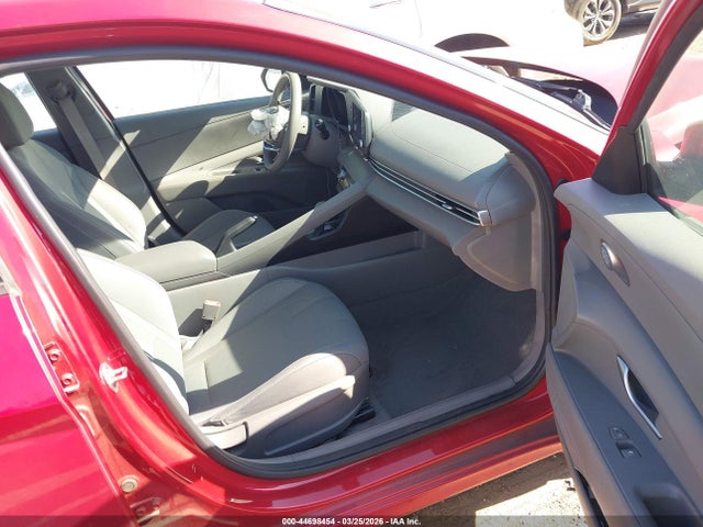44698454 :رقم المزاد ، 5NPLM4AGXMH023945 vin ، 2021 Hyundai Elantra Sel مزاد بيع