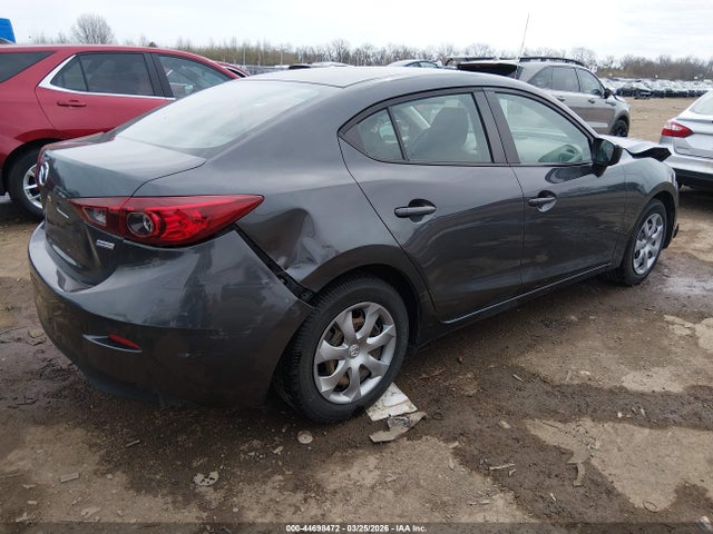 Продаж на аукціоні авто 2015 Mazda Mazda3 I Sport, vin: 3MZBM1U74FM143112, номер лоту: 44698472