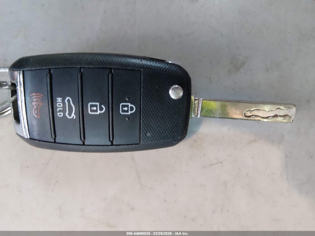 2018 KIA OPTIMA 5XXGT4L3XJG257394 Photo 10