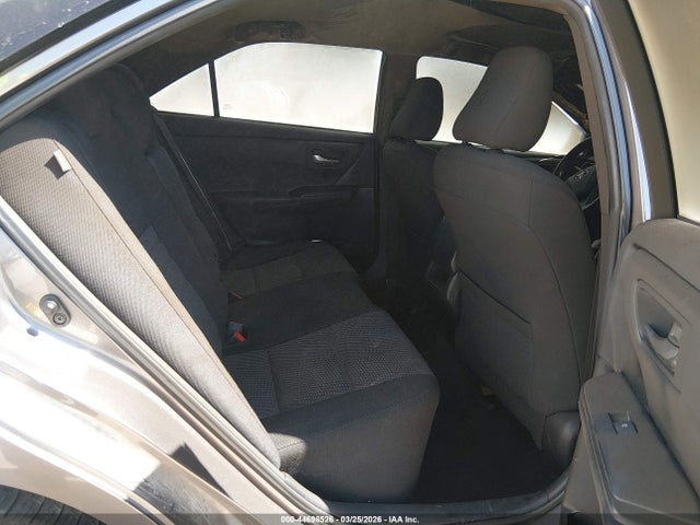 Aukcja sprzedaży 2015 Toyota Camry Le, vin: 4T4BF1FK0FR452815, numer aukcji: 44698526