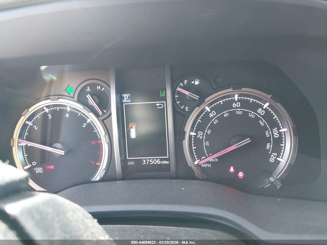 44698623 :رقم المزاد ، JTESU5JR8P6089925 vin ، 2023 Toyota 4runner Trd Sport مزاد بيع