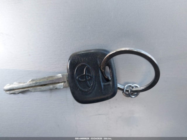 2009 TOYOTA YARIS JTDBT903191339923 Photo 10