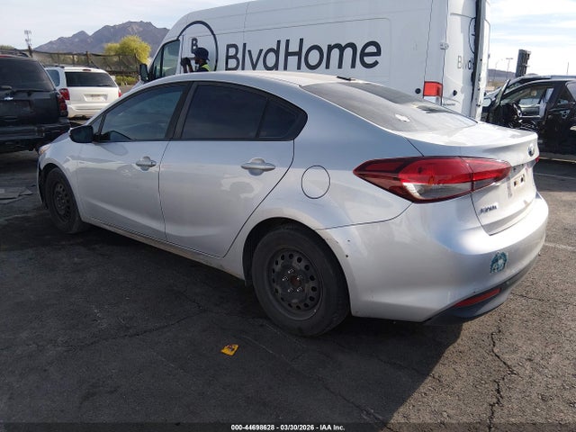 KIA FORTE LX 2017 3KPFK4A73HE131403 Image 3