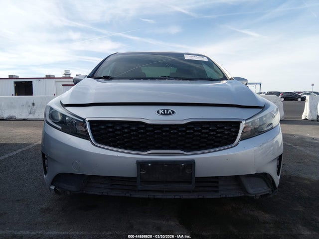 KIA FORTE LX 2017 3KPFK4A73HE131403 Image 6