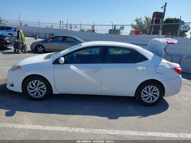 Toyota COROLLA LE 2017 2T1BURHE9HC926108 Image 14