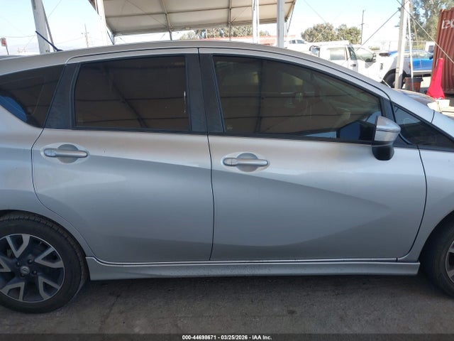 3N1CE2CP8FL386572 Nissan Versa Note Sr