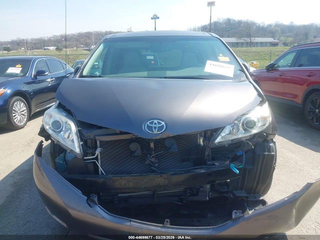 Aukcja sprzedaży 2011 Toyota Sienna Le V6, vin: 5TDKK3DC6BS171196, numer aukcji: 44698677