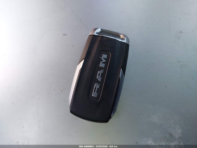 44698683 :رقم المزاد ، 1C6RREFG3SN570196 vin ، 2025 Ram 1500 Big Horn  4x2 5'7 Box مزاد بيع