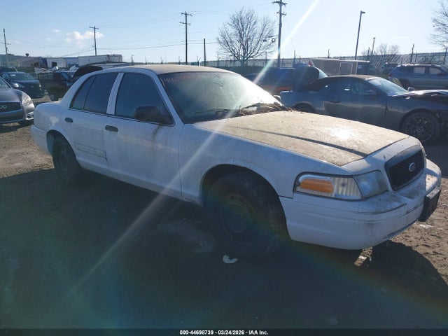 2011 FORD CROWN VICTORIA 2FABP7BV2BX128269