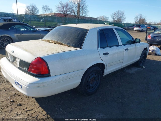 2011 FORD CROWN VICTORIA 2FABP7BV2BX128269 Photo 3