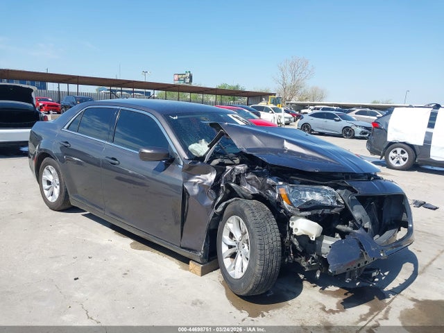 44698751 :رقم المزاد ، 2C3CCAAG0GH268482 vin ، 2016 Chrysler 300 Limited مزاد بيع