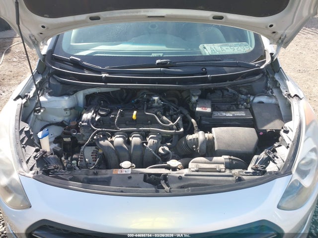 KMHD35LH8GU286704 Hyundai ELANTRA GT