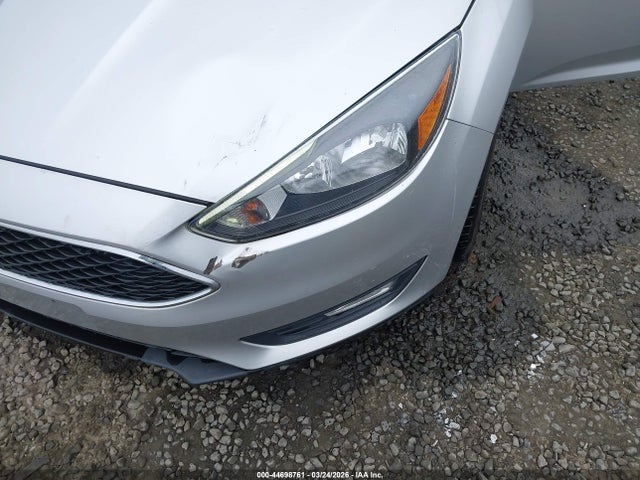 Ford FOCUS SE 2016 1FADP3K24GL226361 Image 17