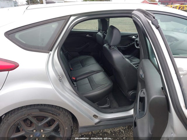 Ford FOCUS SE 2016 1FADP3K24GL226361 Image 8