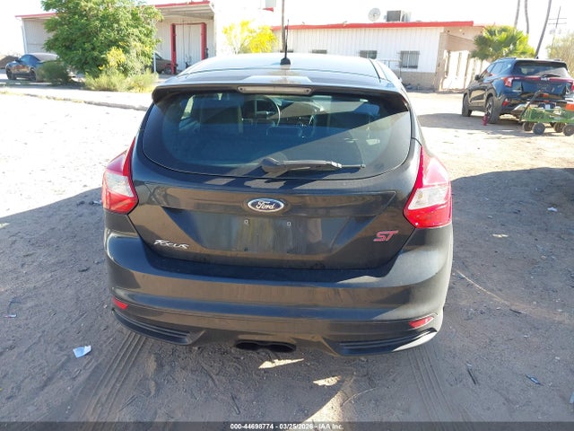 Ford FOCUS ST 2014 1FADP3L97EL254731 Image 16