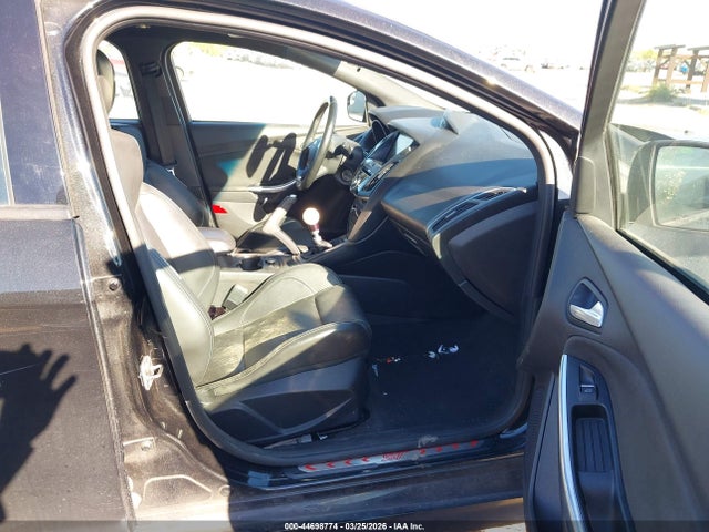 Ford FOCUS ST 2014 1FADP3L97EL254731 Image 5